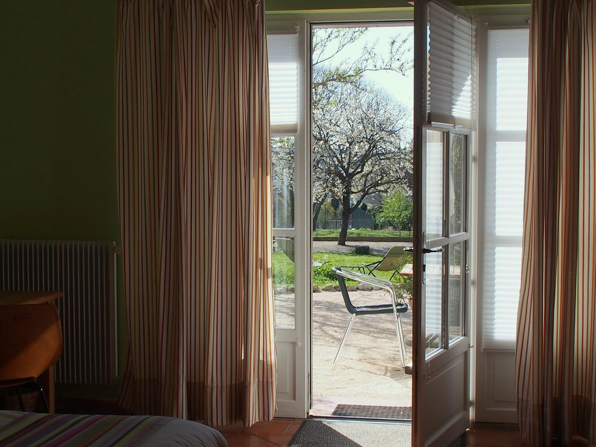 סן-לורן-דו-ורדון Hotel Le Moulin Du Chateau מראה חיצוני תמונה