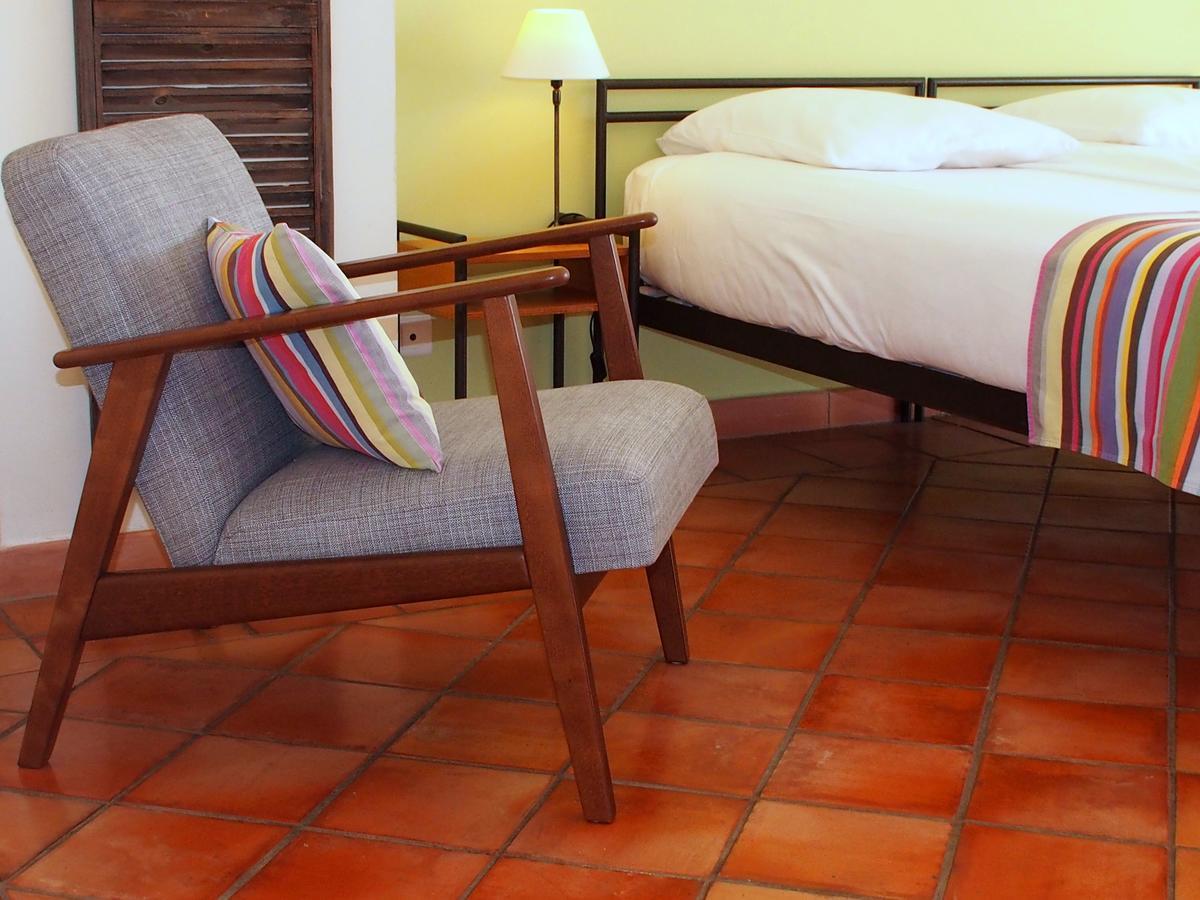 סן-לורן-דו-ורדון Hotel Le Moulin Du Chateau מראה חיצוני תמונה