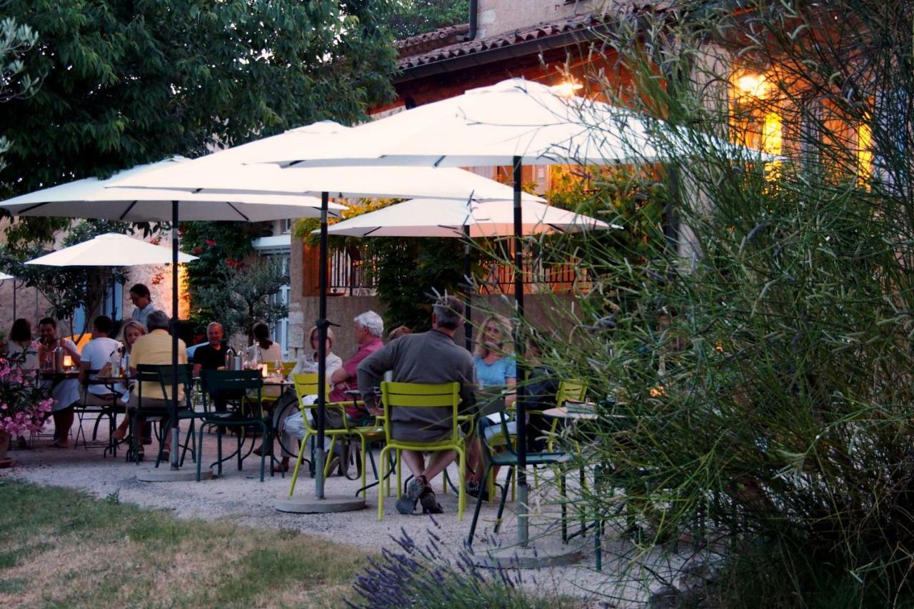 סן-לורן-דו-ורדון Hotel Le Moulin Du Chateau מראה חיצוני תמונה